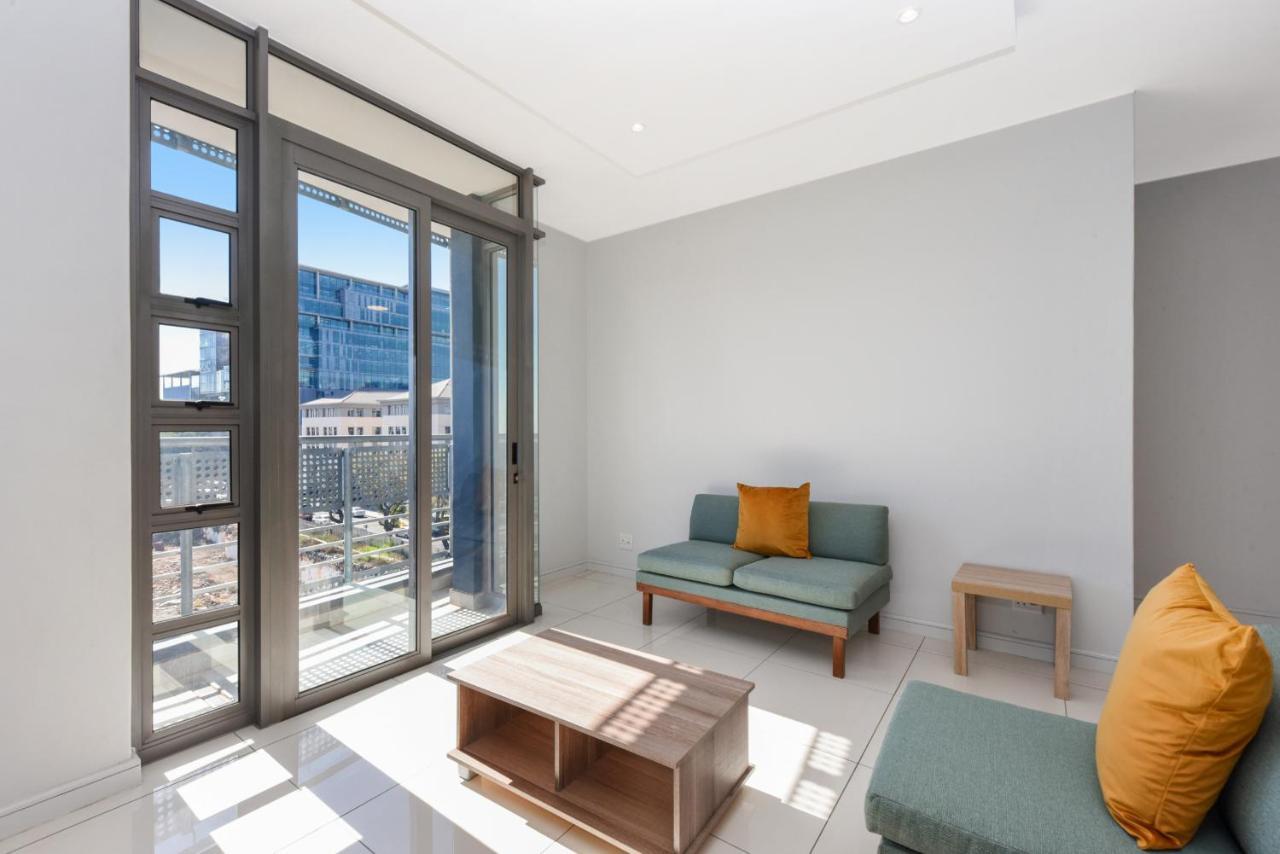 The Median Rosebank Luxury Apartment - Building With Generator Γιοχάνεσμπουργκ Εξωτερικό φωτογραφία