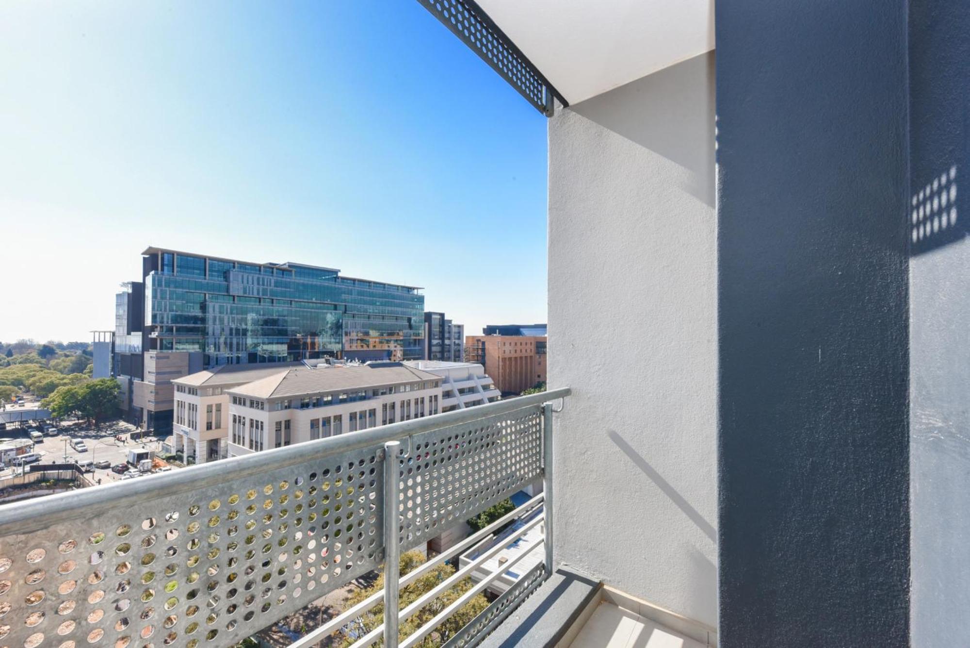 The Median Rosebank Luxury Apartment - Building With Generator Γιοχάνεσμπουργκ Εξωτερικό φωτογραφία